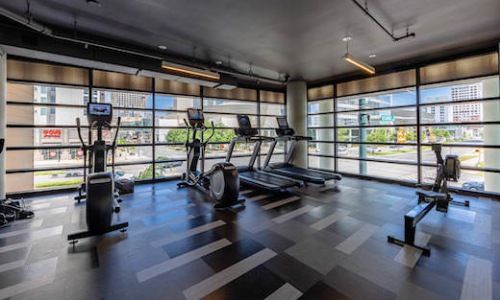 Beautiful Fitness Center at Uptown 550 Apartments in Uptown Charlotte, NC