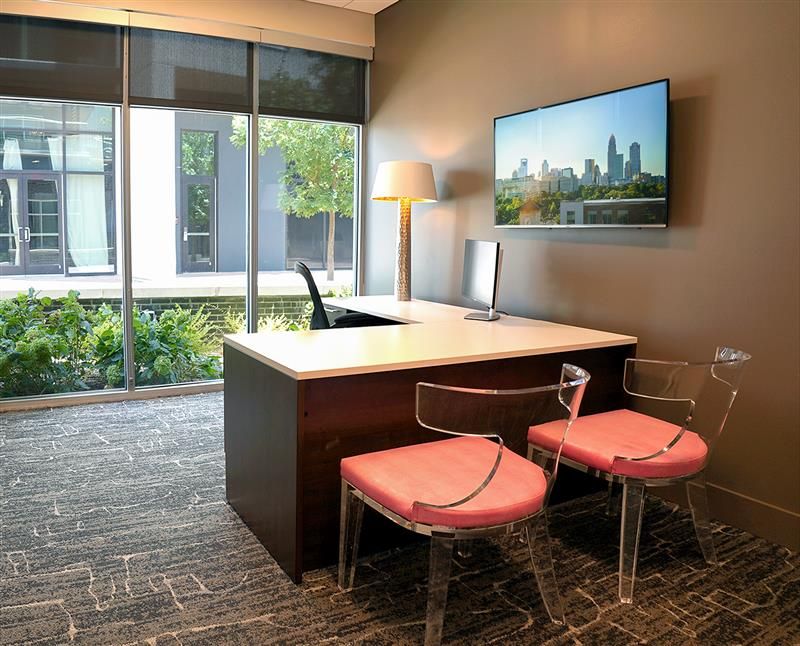 Uptown 550 conference room