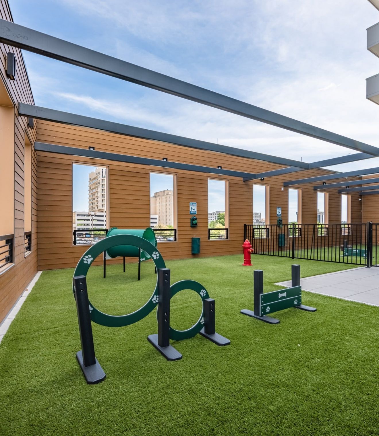 Uptown 550 Interior dog park with dog training course